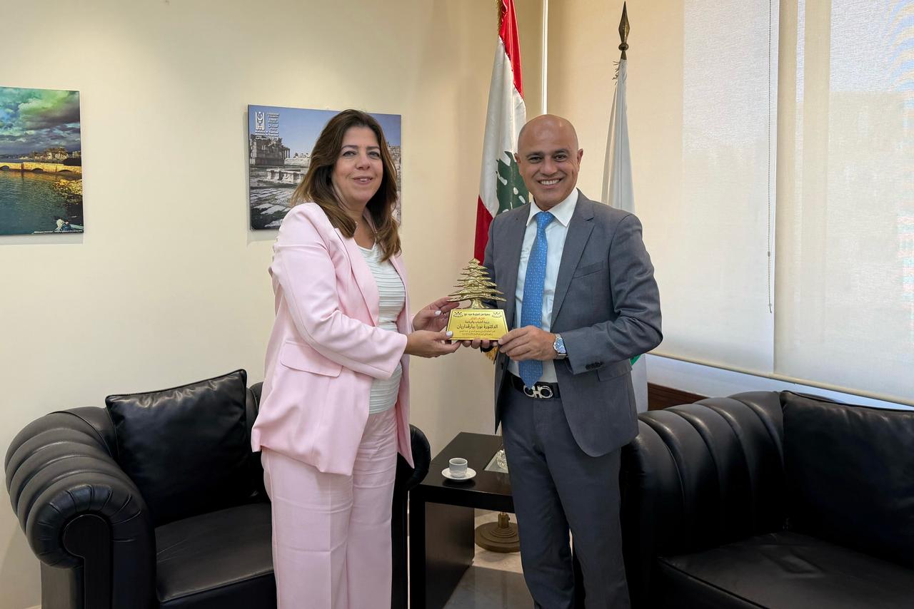 وفد من جمعية نبع يزور معالي وزيرة الشباب والرياضة الدكتورة نورة بايراقداريان